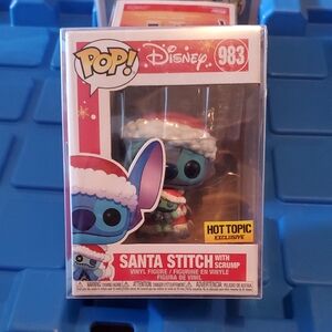 Disney Santa Stitch With Scrump #983 Funko Pop Hot Topic Exclusive